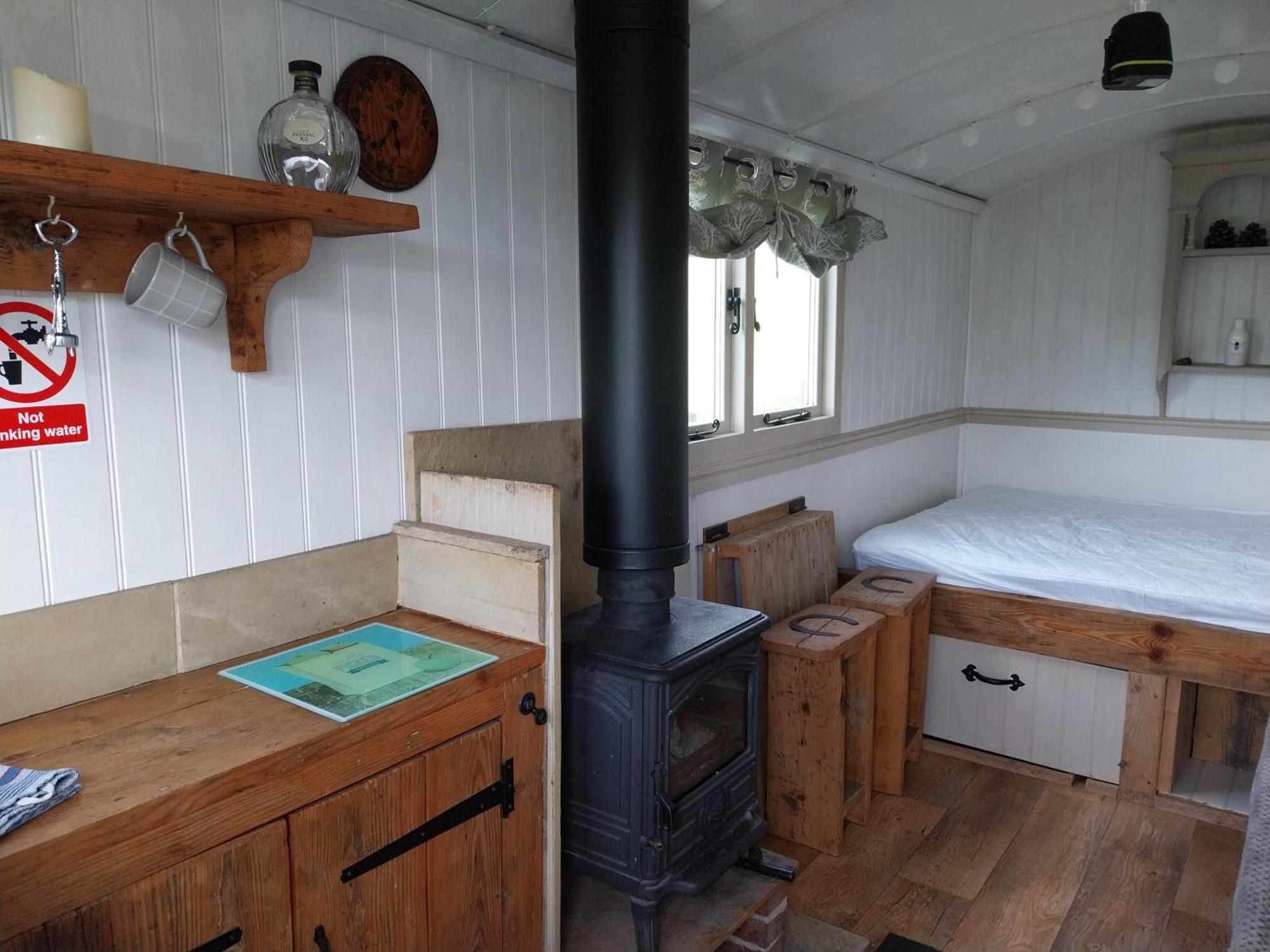 Meadowbeck - Shepherd Huts Fylingdales Εξωτερικό φωτογραφία