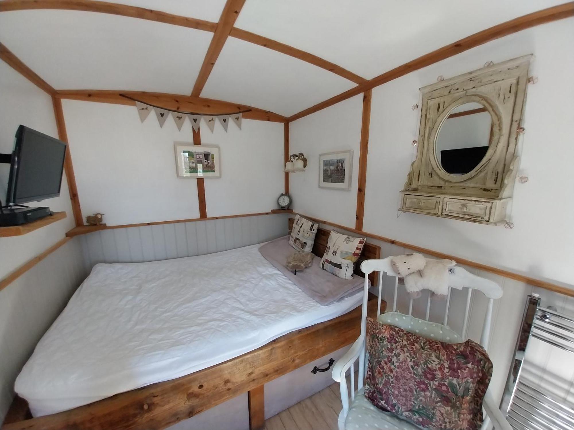 Meadowbeck - Shepherd Huts Fylingdales Εξωτερικό φωτογραφία